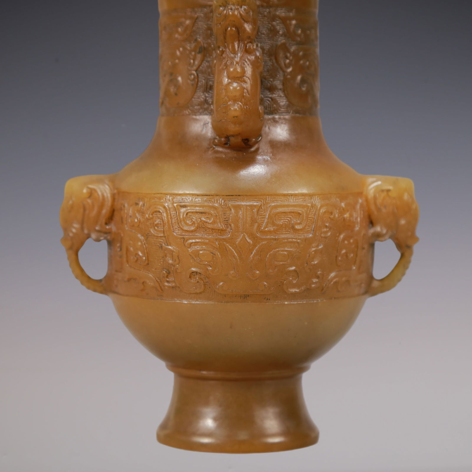 A Exquisite Shoushan Stone Beast-Face Pattern Double-Ears Vase - 3