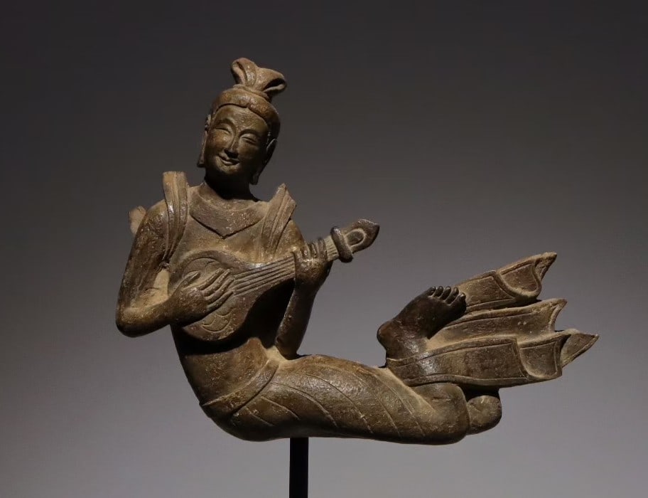 An Exquisite Limestone Figure Ornament: An Exquisite Limestone Figure Ornament Wei Dynasty, China Size:23cmx29cm (The Dimensions Of All Batches Are Manually Measured.If You Need More Detailed Information, Please Contact Our Customer