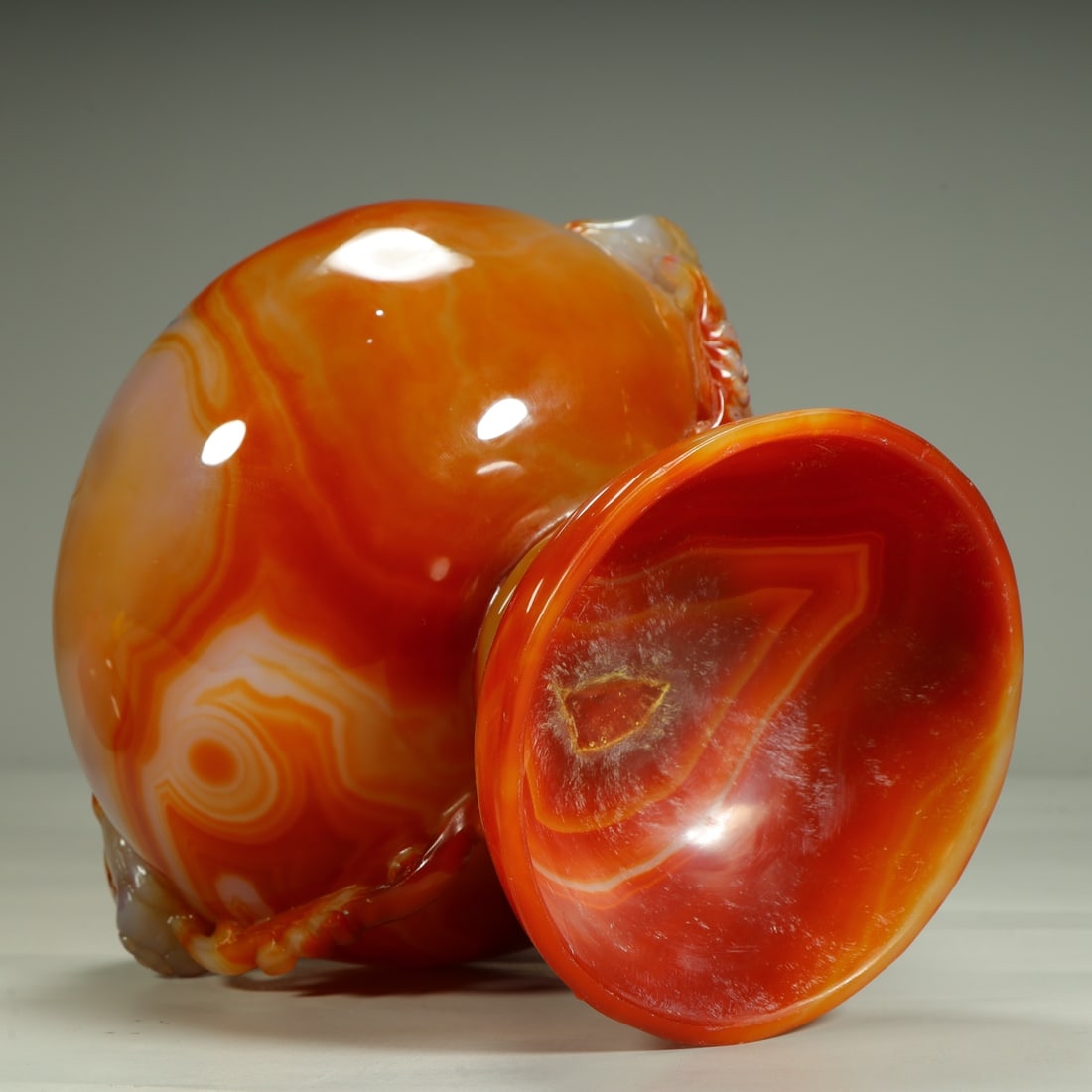 An Exquisite Agate Double-Ears Vase - 10