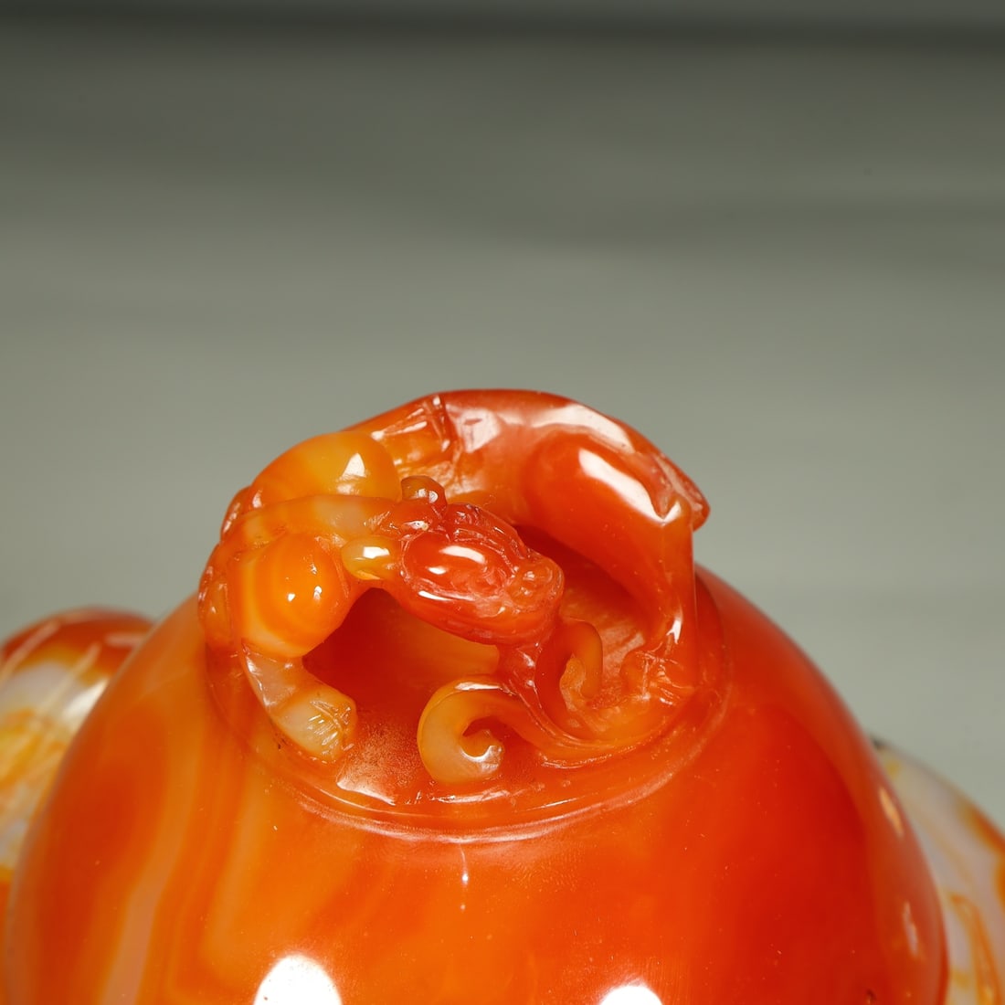 An Exquisite Agate Double-Ears Vase - 4