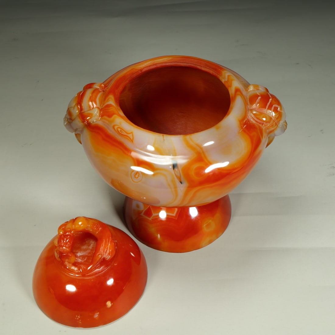 An Exquisite Agate Double-Ears Vase - 7