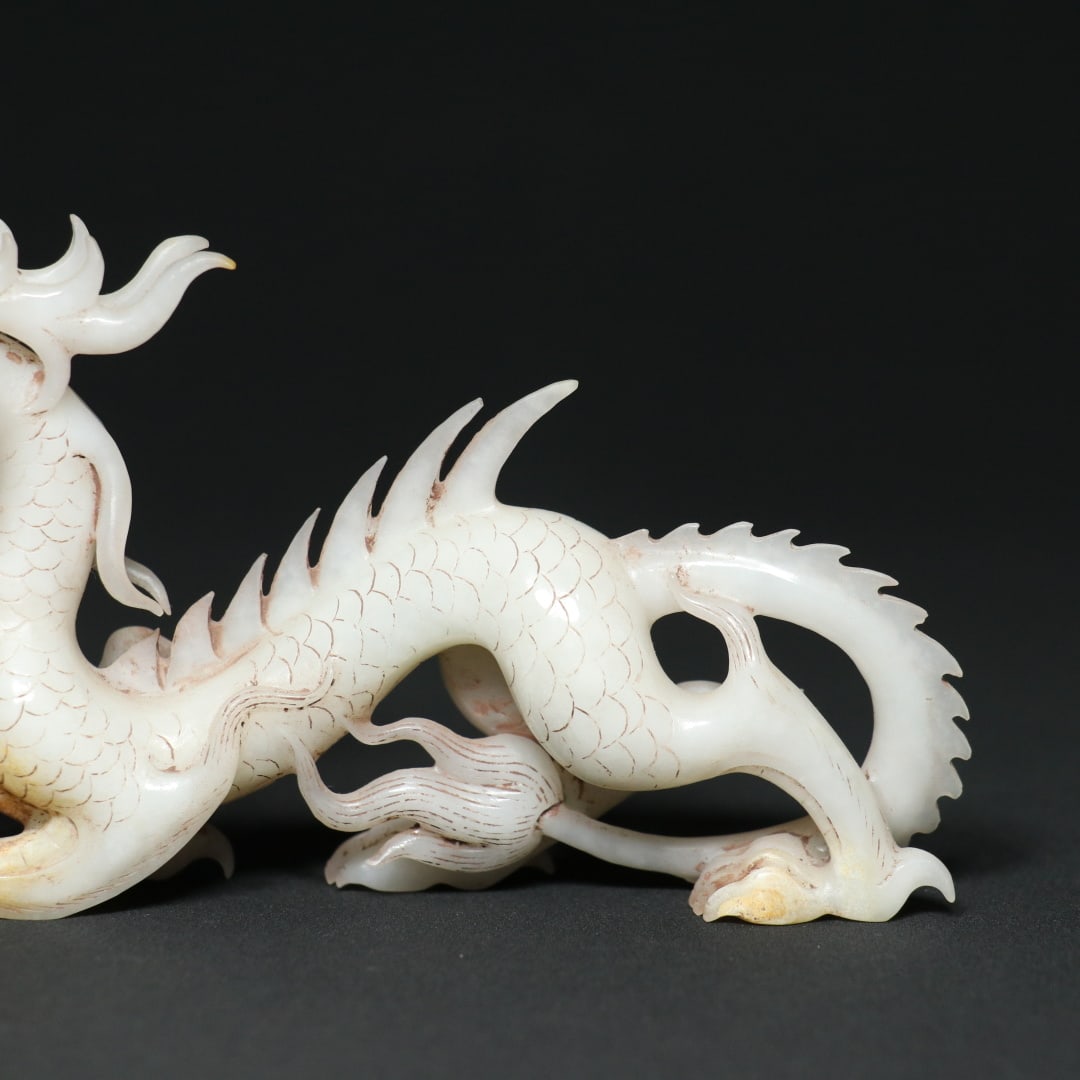 An Exquisite White Jade Dragon Ornament - 7