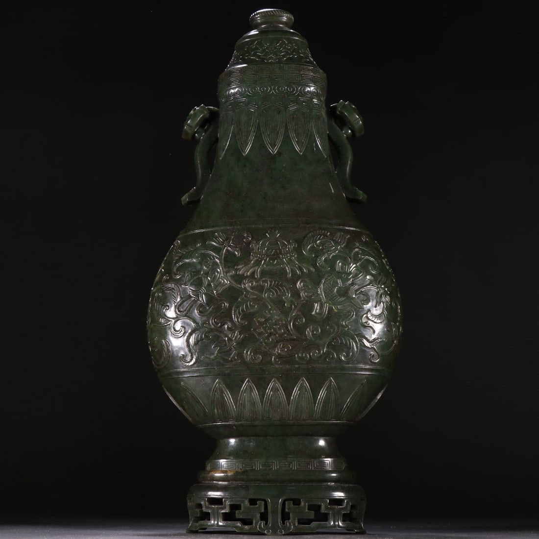 An Exquisite Jasper Eight Treasures Pattern Double-Ears Vase - 6