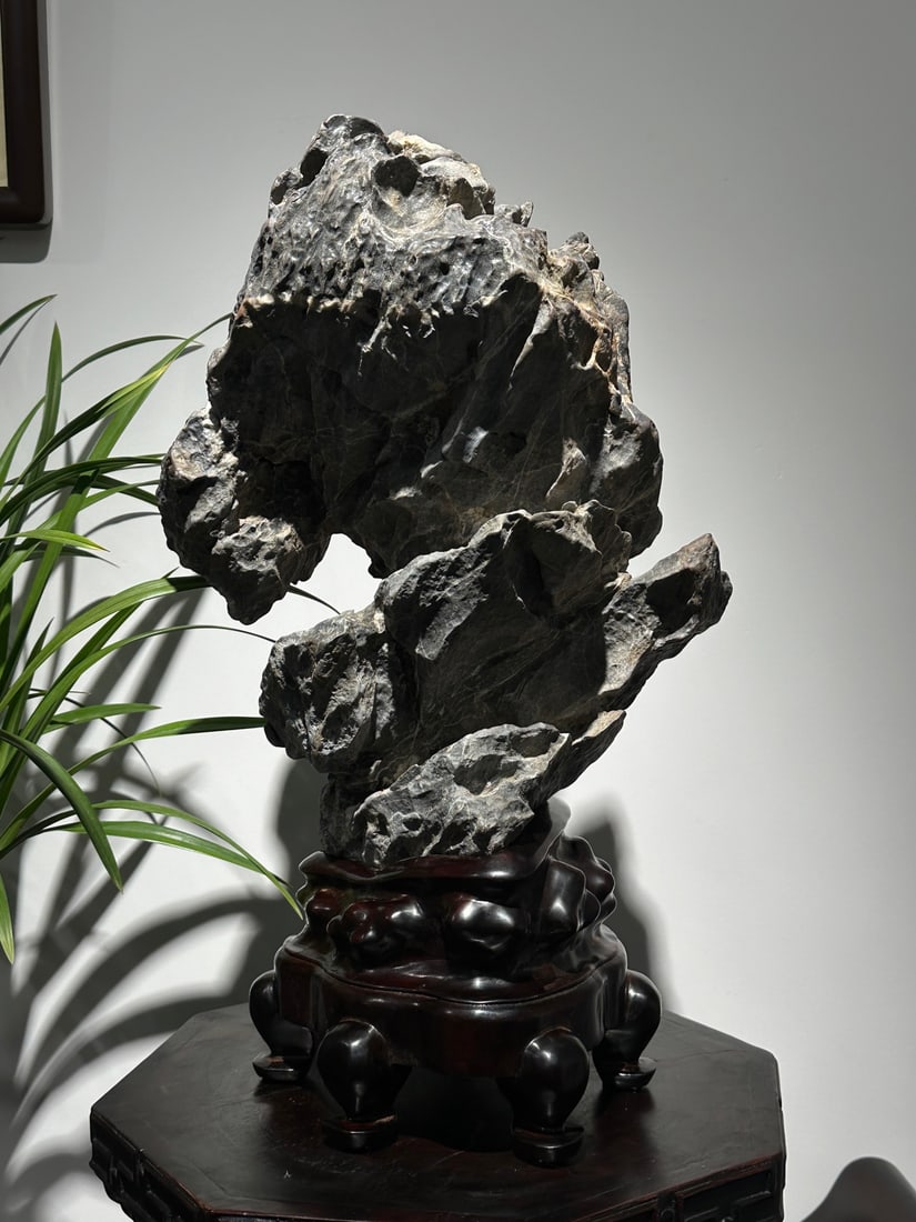 An Exquisite Lingbi Stone Ornament - 2