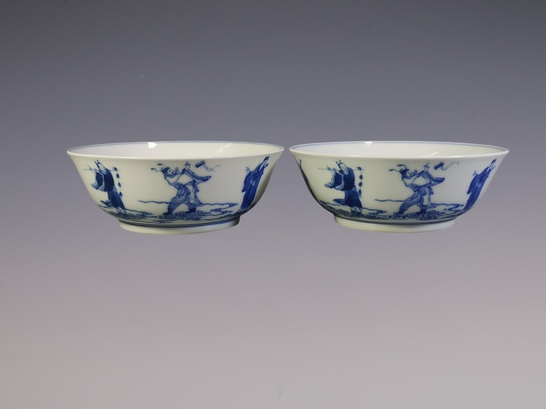 An Exquisite Blue and White Character and Story Pattern Bowl: An Exquisite Blue and White Character and Story Pattern Bowl Qing Dynasty, China Kangxi Six-character Mark Size:4.5cmx12.6cm (The Dimensions Of All Batches Are Manually Measured.If You Need More
