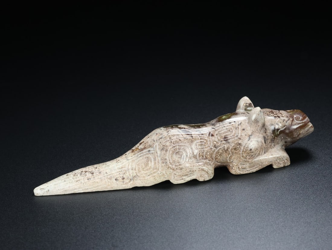 An Exquisite White Jade Tiger Ornament - 6