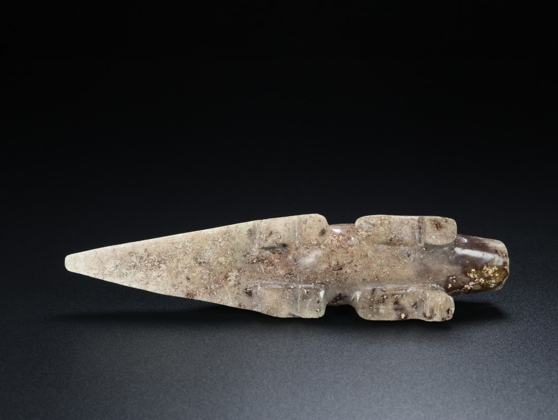 An Exquisite White Jade Tiger Ornament - 8