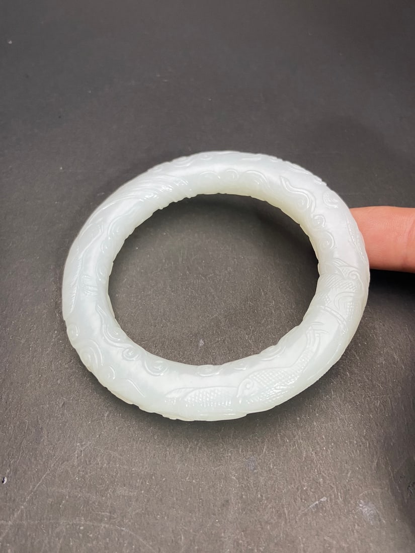 An Exquisite White Jade Dragon and Phoenix Pattern Bracelets - 7