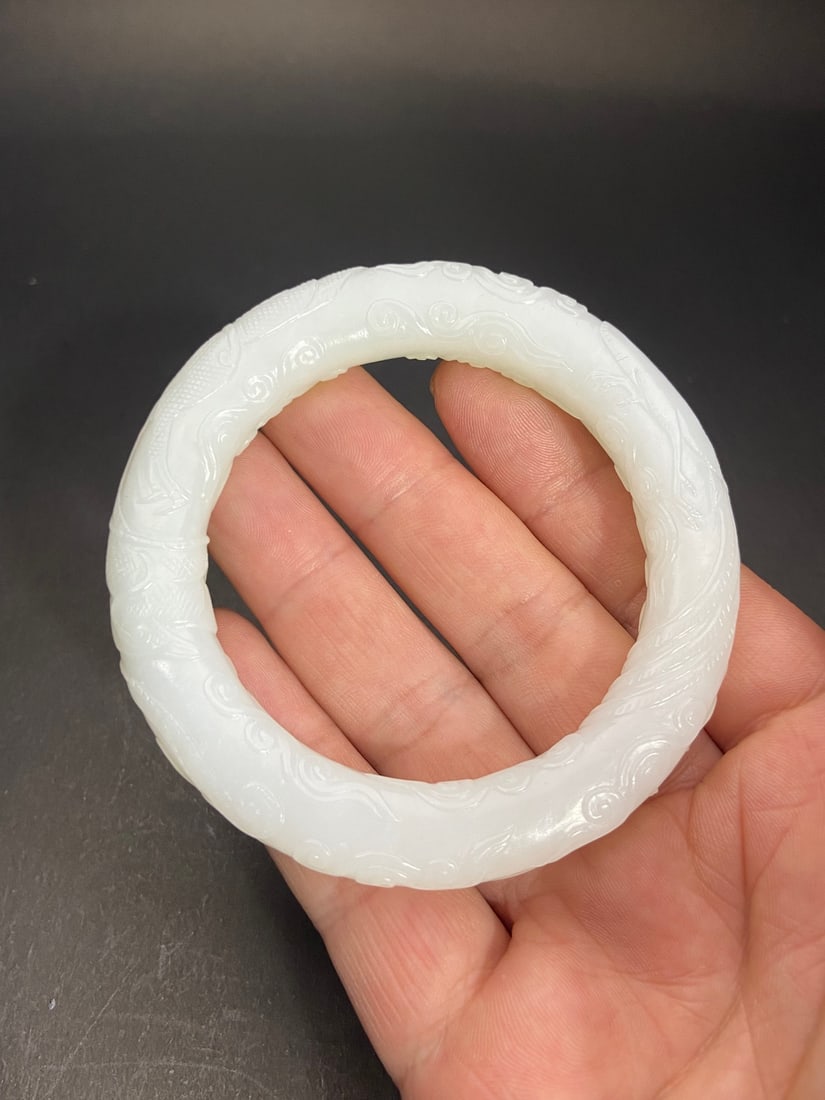 An Exquisite White Jade Dragon and Phoenix Pattern Bracelets - 8