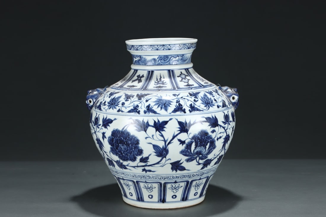 An Exquisite Blue and White Lotus Pattern Double-Ears Jar - 3