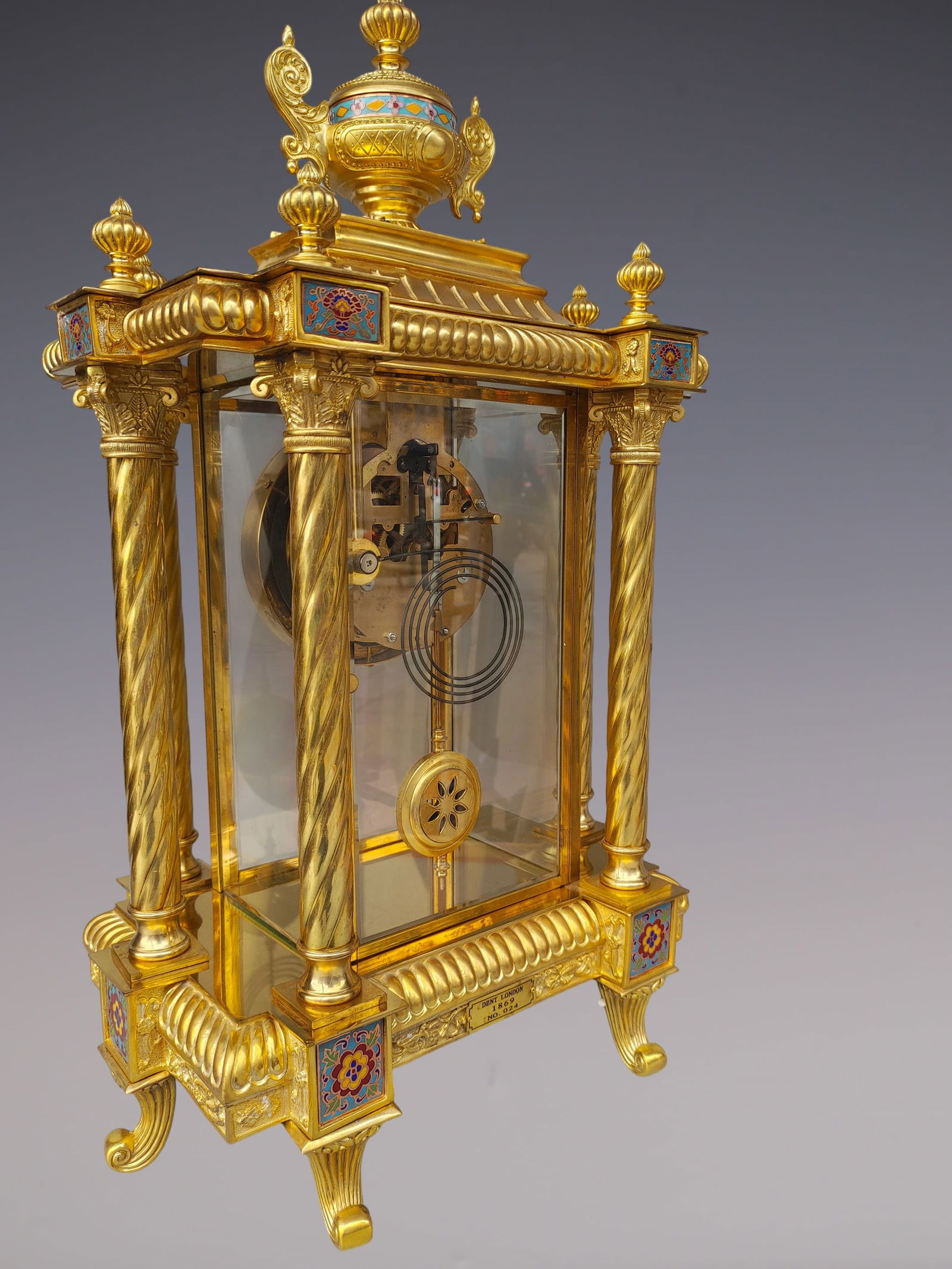 An Exquisite Gilt Bronze Lotus Pattern Clock - 4