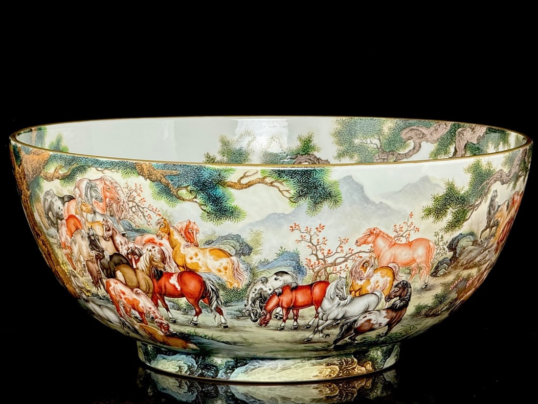 An Exquisite Famille-Rose Animal Pattern with poem Bowl: An Exquisite Famille-Rose Animal Pattern with poem Bowl Qing Dynasty, China Size:26.3cmx60.8cm (The Dimensions Of All Batches Are Manually Measured.If You Need More Detailed Information, Please