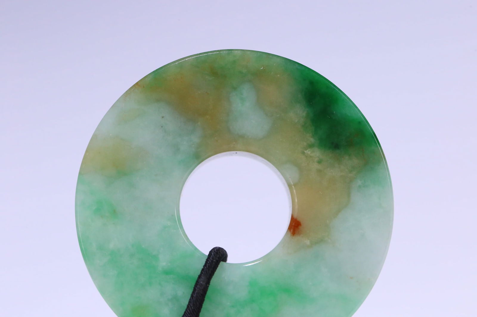 An Exquisite Jadeite Pendant - 5