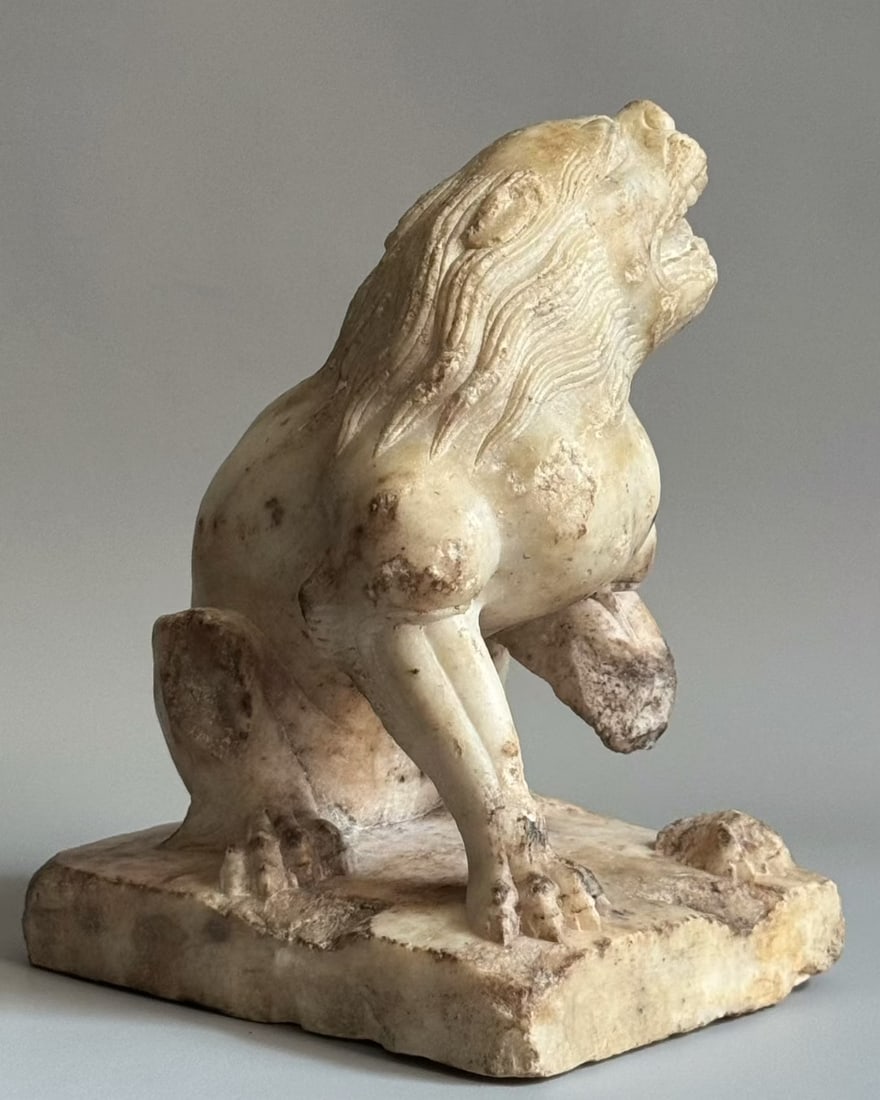An Exquisite Marble Lion Ornament - 5