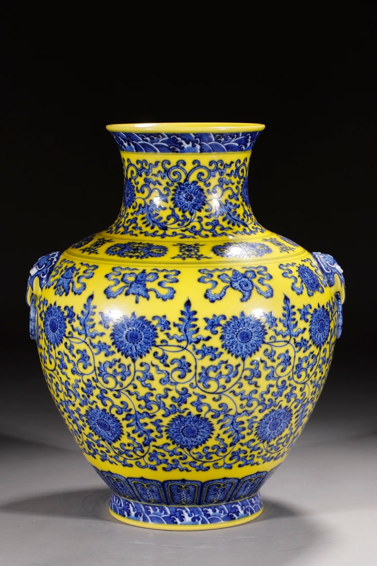 An Exquisite Blue and White Lotus Pattern Eight Treasures Pattern Double-Ears Vase: An Exquisite Blue and White Lotus Pattern Eight Treasures Pattern Double-Ears Vase Qing Dynasty, China Qianlong Six-character Mark Size:34.2cm (The Dimensions Of All Batches Are Manually