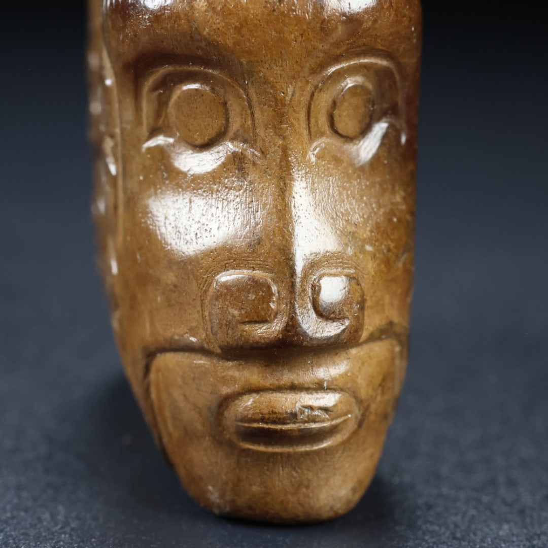 An Exquisite White Jade Head Ornament - 6