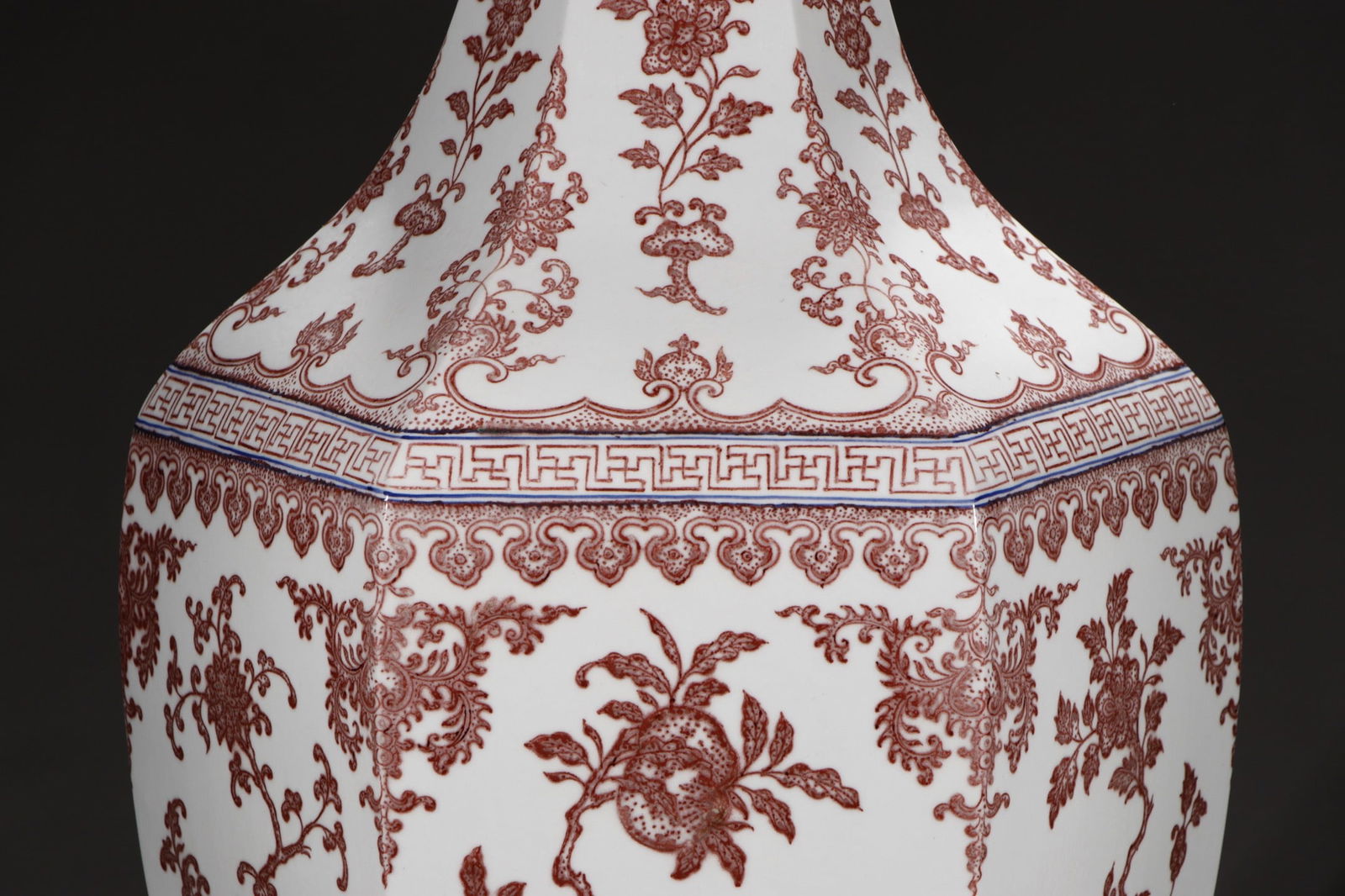 An Exquisite Underglaze-Red Flower and Fruit Pattern Vase - 3