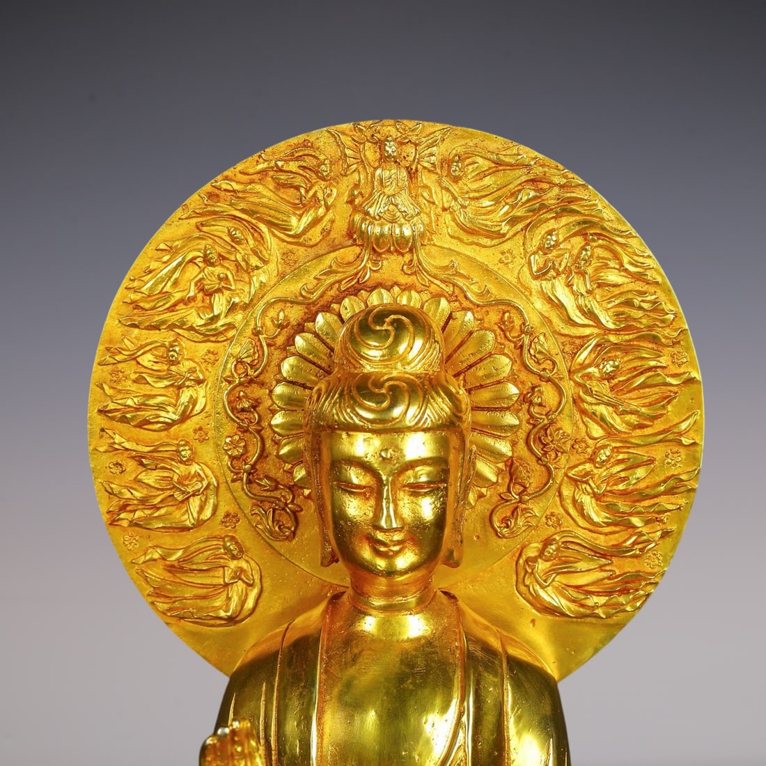An Exquisite Gilt Bronze Buddha Statue - 4