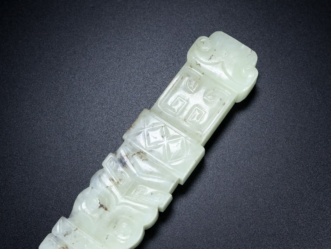An Exquisite White Jade Sword Ornament - 2