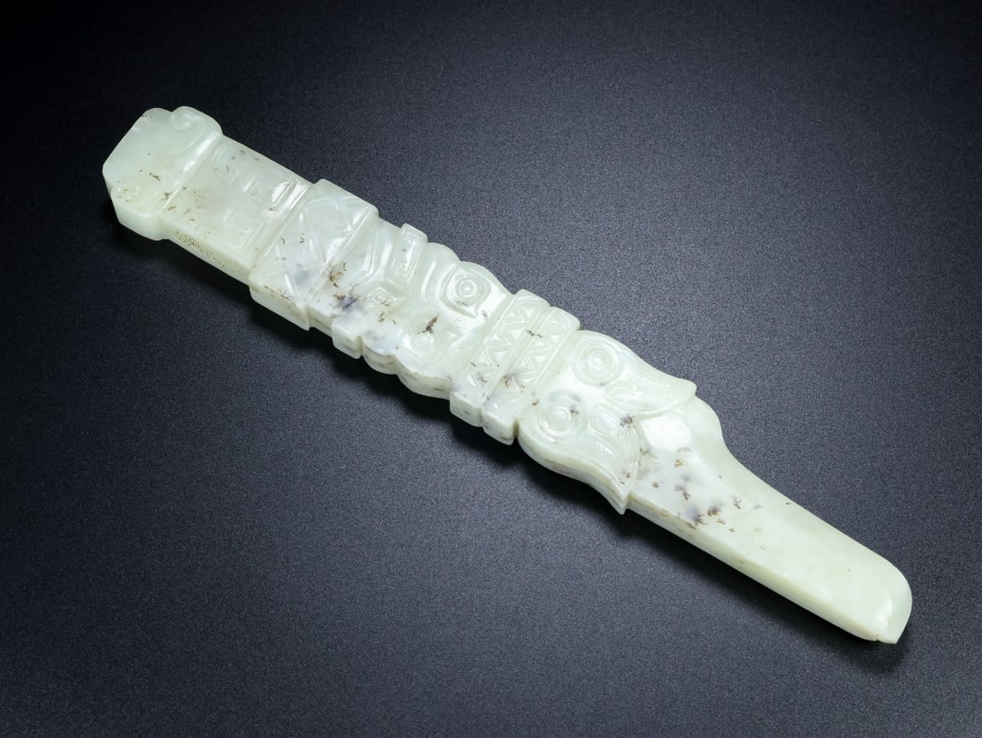 An Exquisite White Jade Sword Ornament - 4