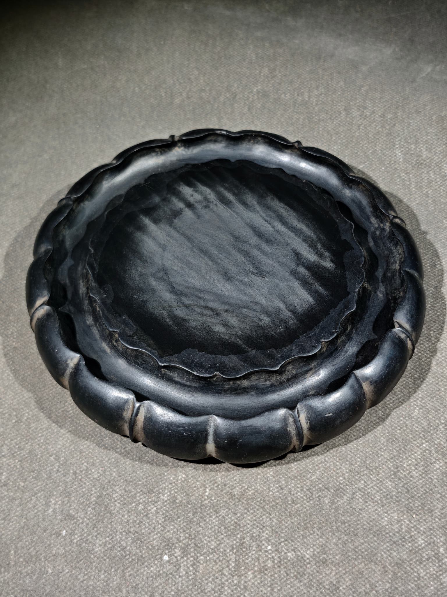 An Exquisite with poem Inkstone: An Exquisite with poem Inkstone Zhang wentong Size:18.5cmx3.5cm (The Dimensions Of All Batches Are Manually Measured.If You Need More Detailed Information, Please Contact Our Customer Service