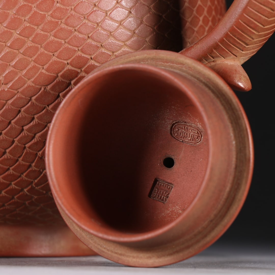 An Exquisite Purple Sands Phoenix Pattern Teapot - 3