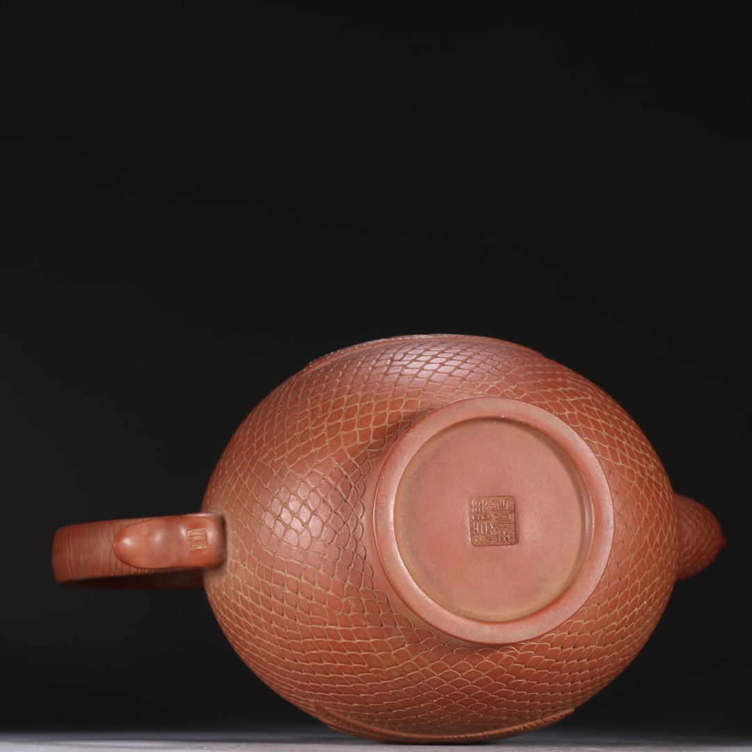 An Exquisite Purple Sands Phoenix Pattern Teapot - 9