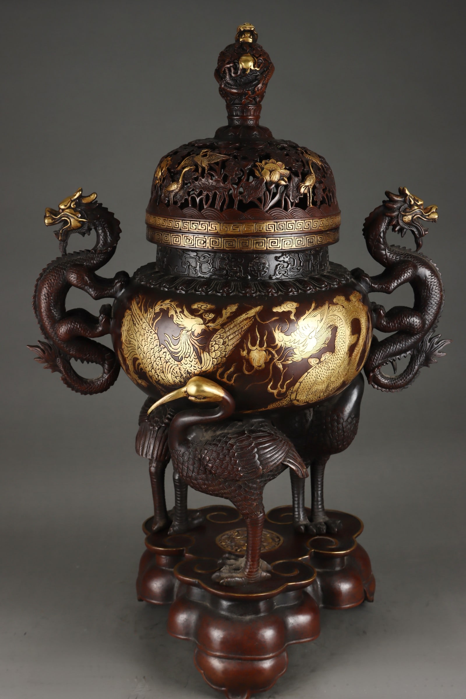 A Pair of Exquisite Gilt Bronze Dragon and Phoenix Pattern Flower and Bird Pattern Double-Ears and - 2