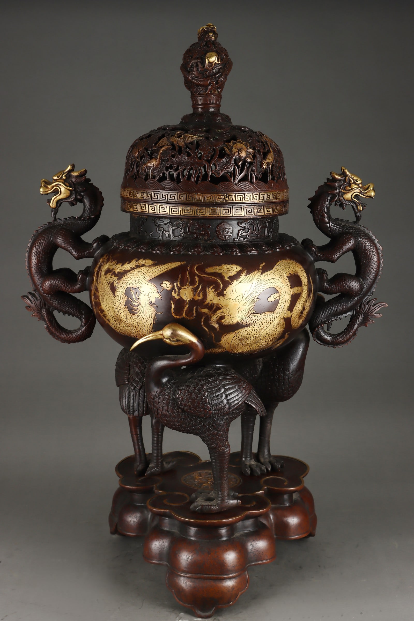 A Pair of Exquisite Gilt Bronze Dragon and Phoenix Pattern Flower and Bird Pattern Double-Ears and - 3