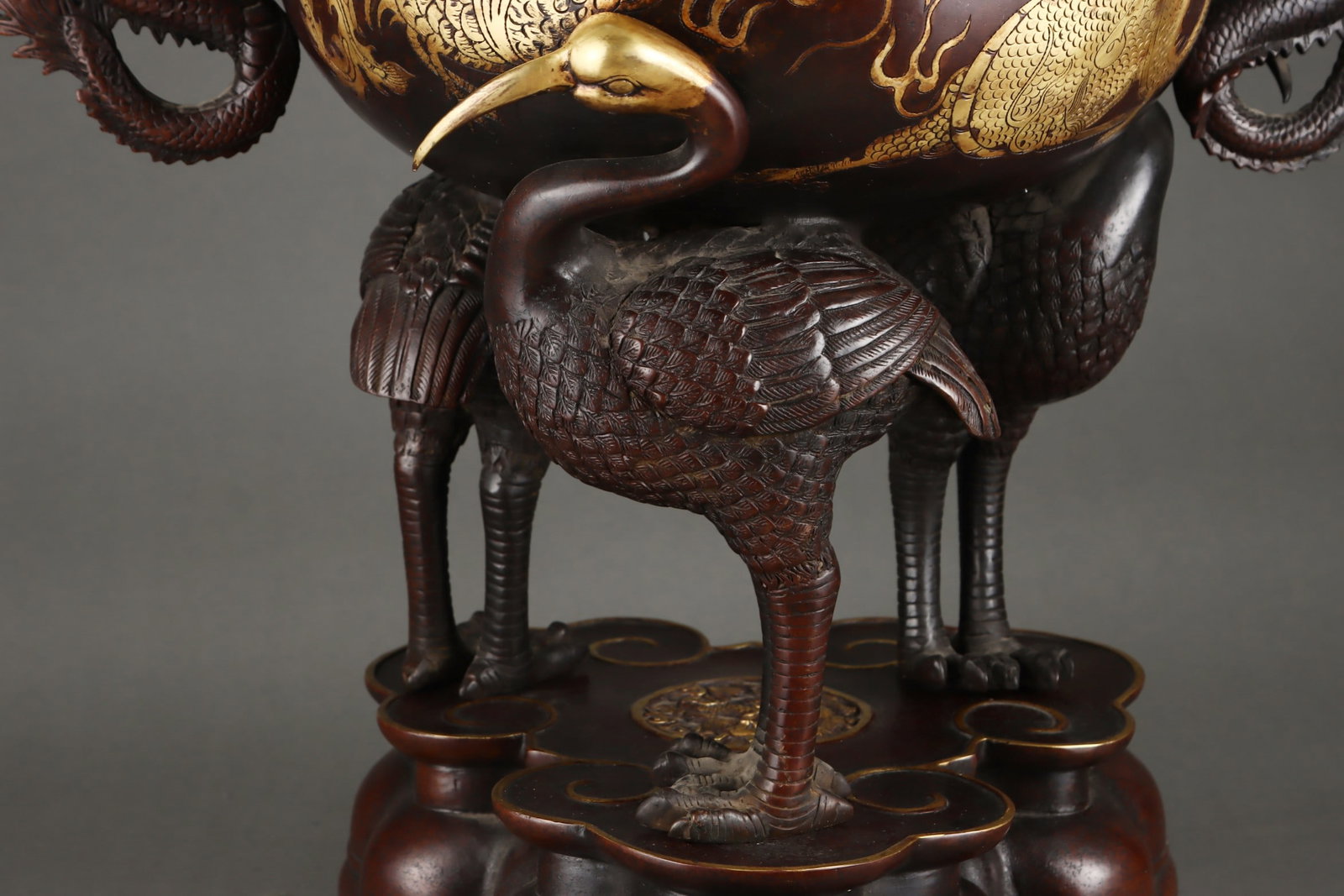 A Pair of Exquisite Gilt Bronze Dragon and Phoenix Pattern Flower and Bird Pattern Double-Ears and - 7