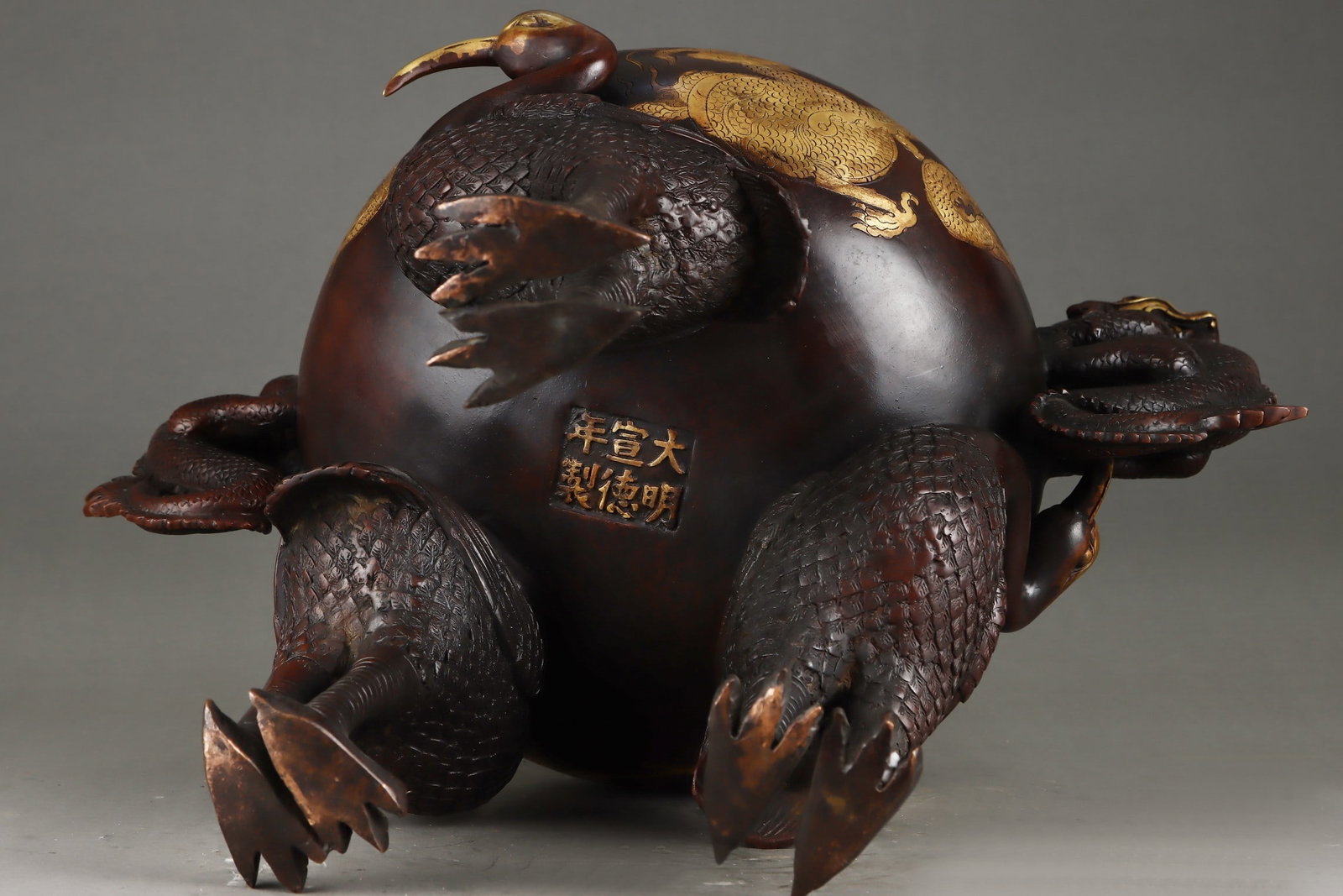 A Pair of Exquisite Gilt Bronze Dragon and Phoenix Pattern Flower and Bird Pattern Double-Ears and - 9