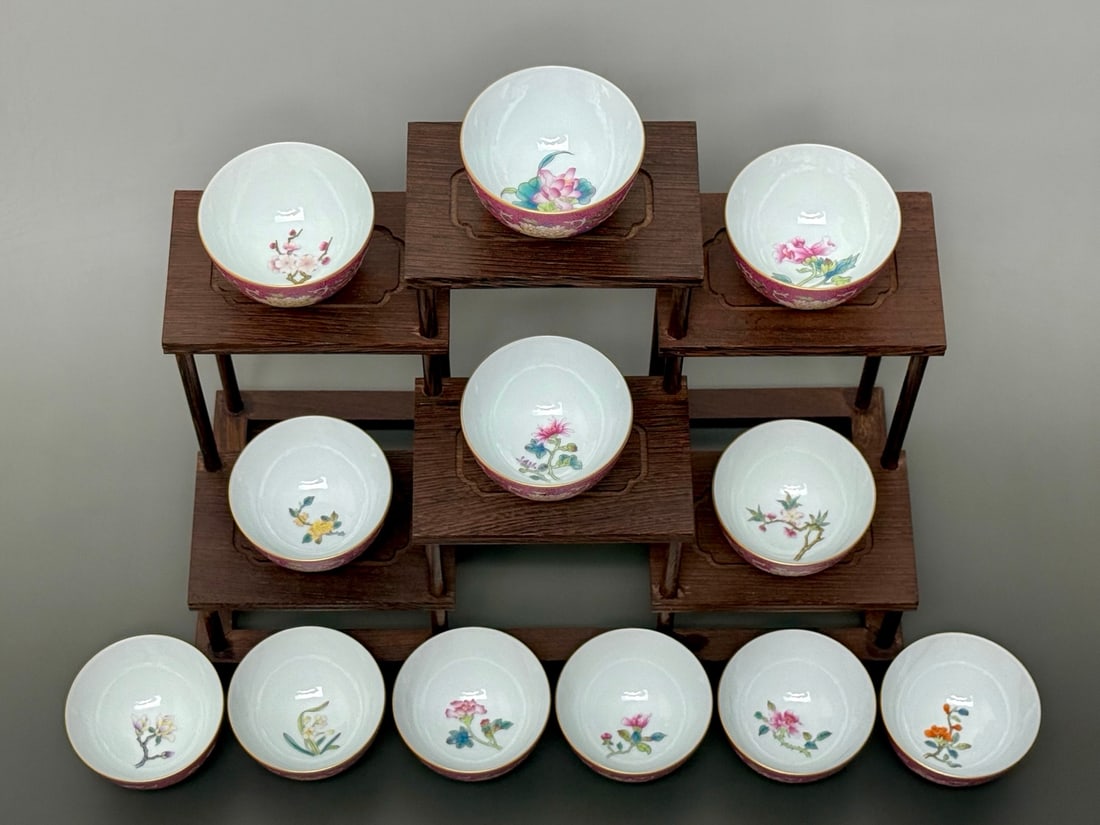 A Set of Fine Ruby Red-Glazed Painted Gold Lotus Pattern Flower Pattern Cup - 2