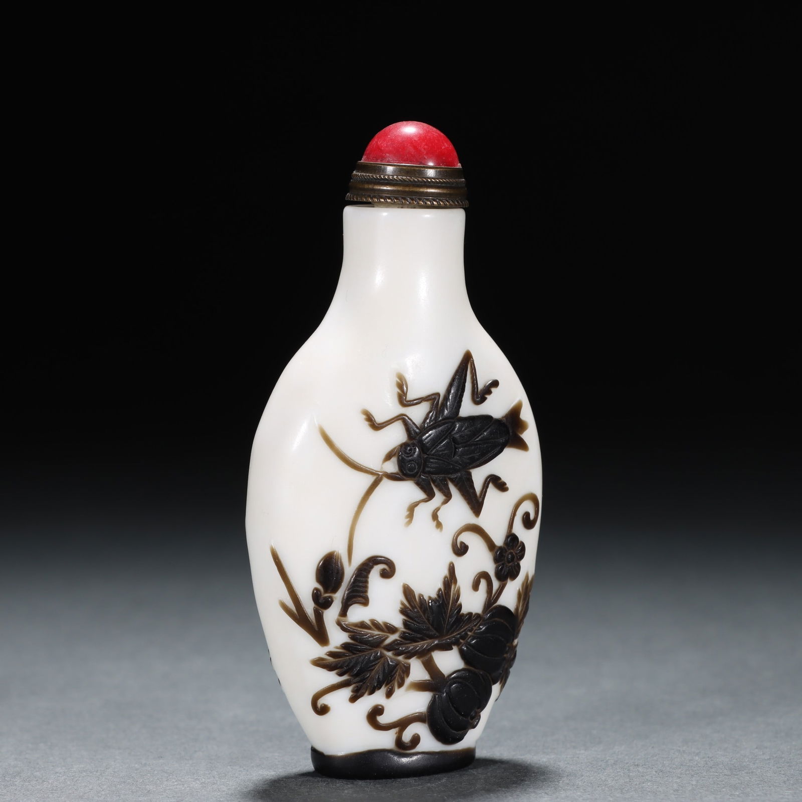 An Exquisite Glass Insect Pattern Snuff Bottle - 4