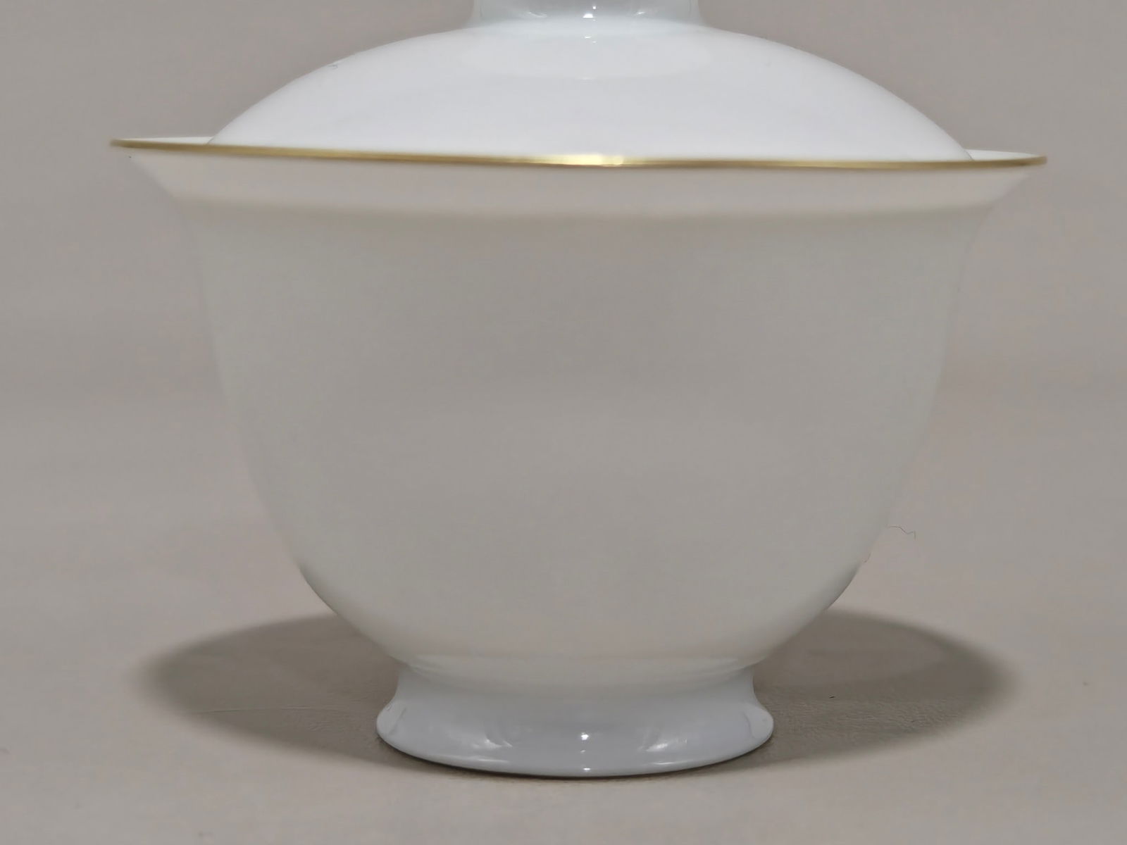 An Exquisite White Glaze Fish Pattern Bowl - 3