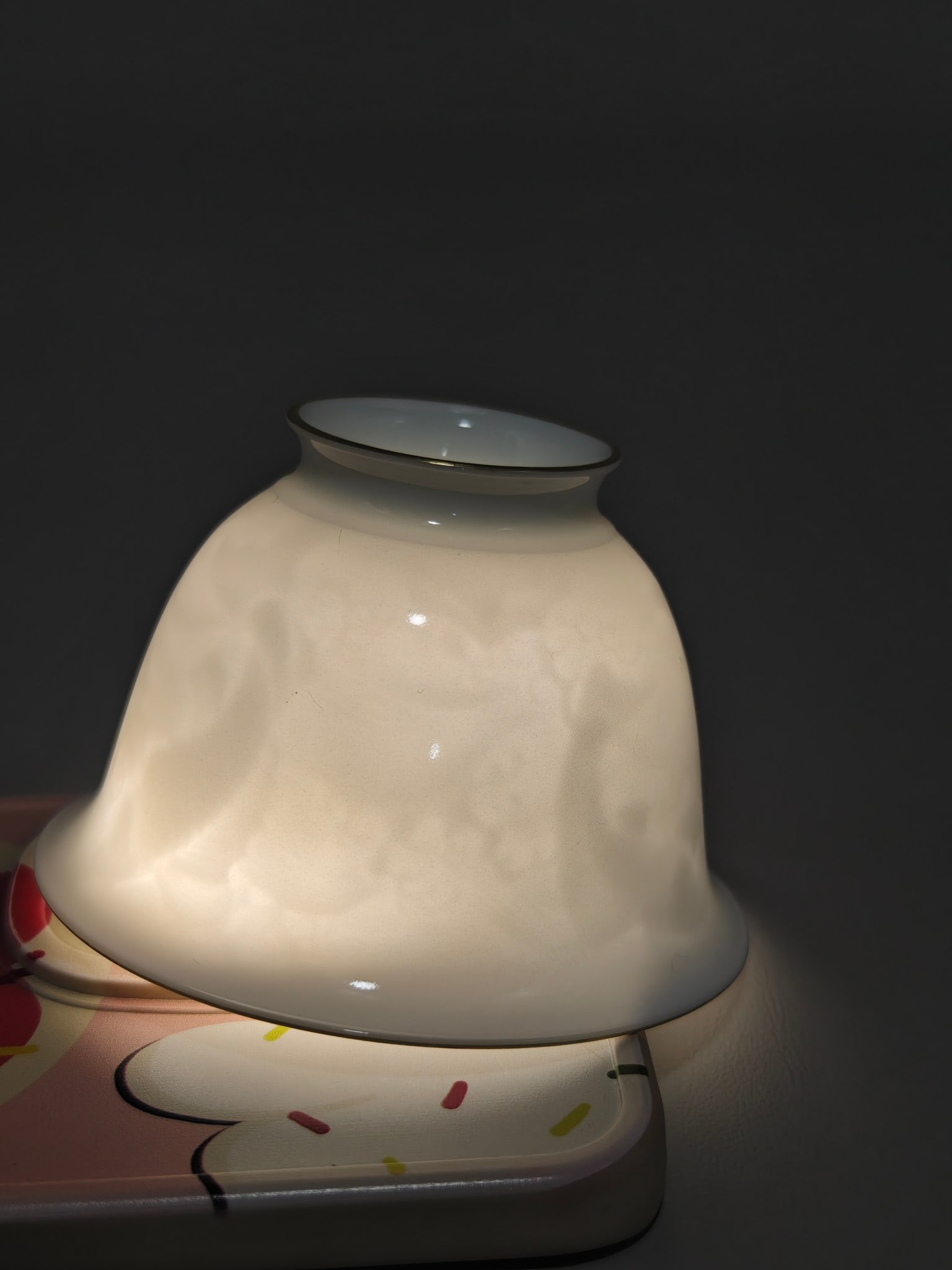 An Exquisite White Glaze Fish Pattern Bowl - 6