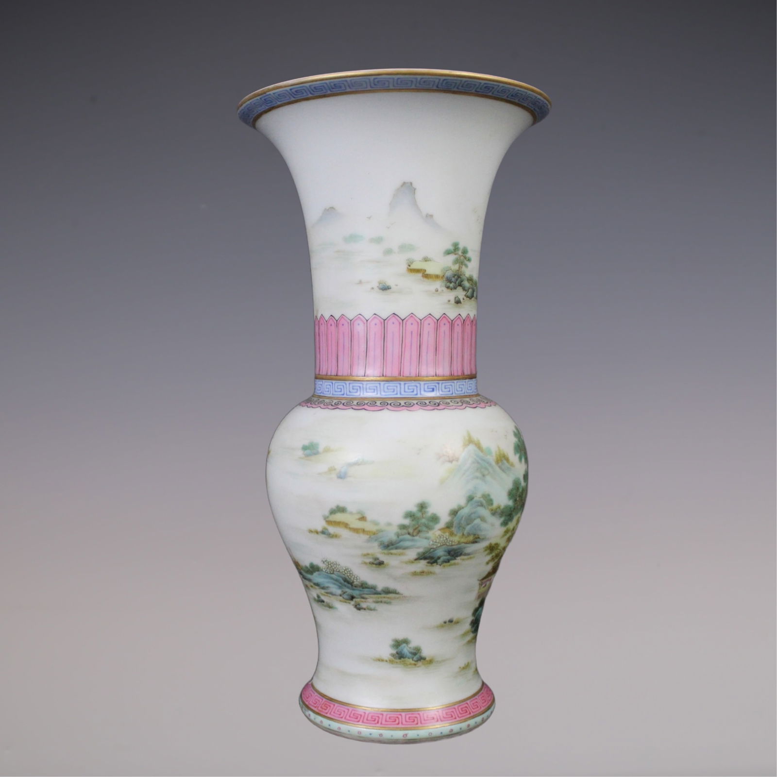 An Exquisite Famille-Rose Landscape Pattern Vase - 3