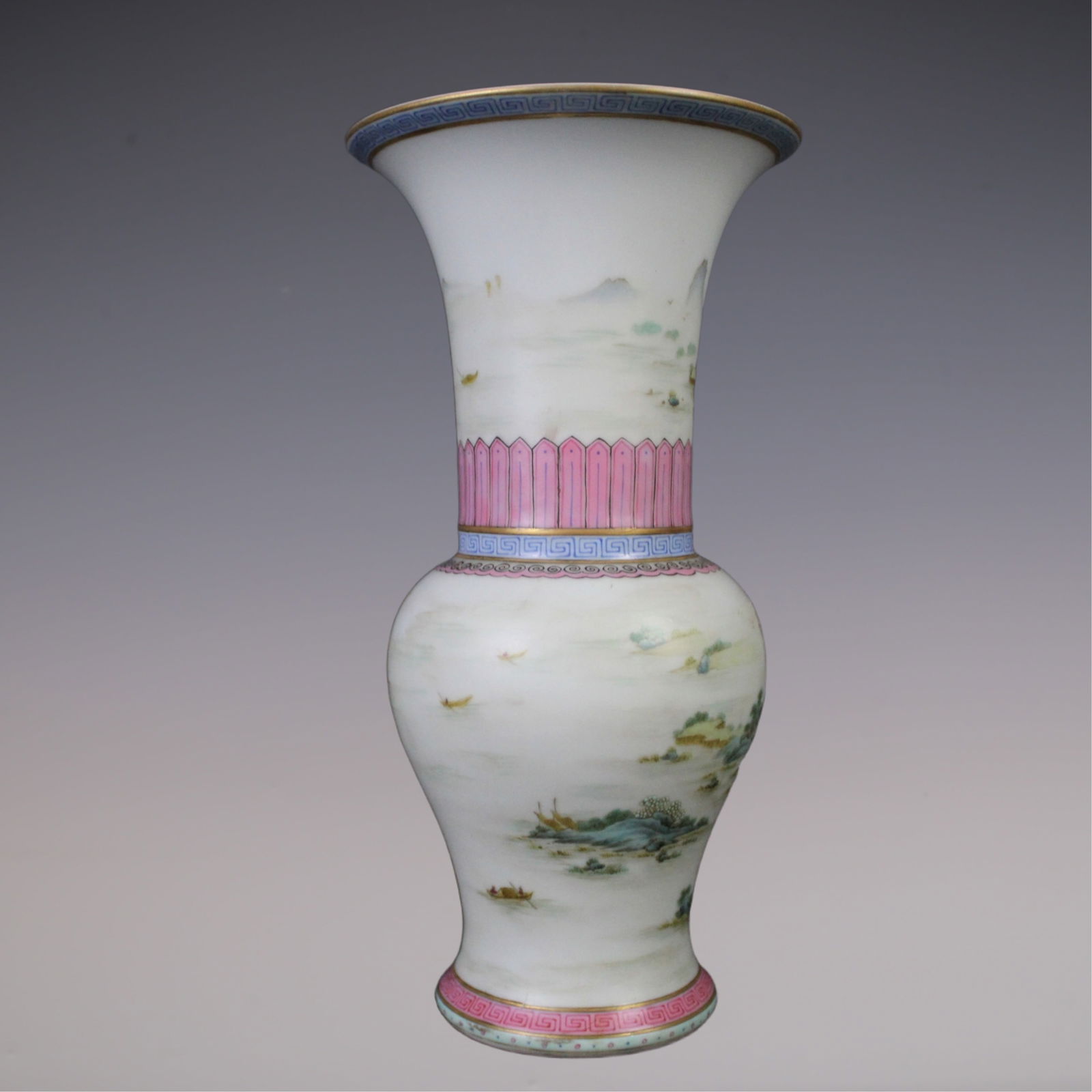 An Exquisite Famille-Rose Landscape Pattern Vase - 4