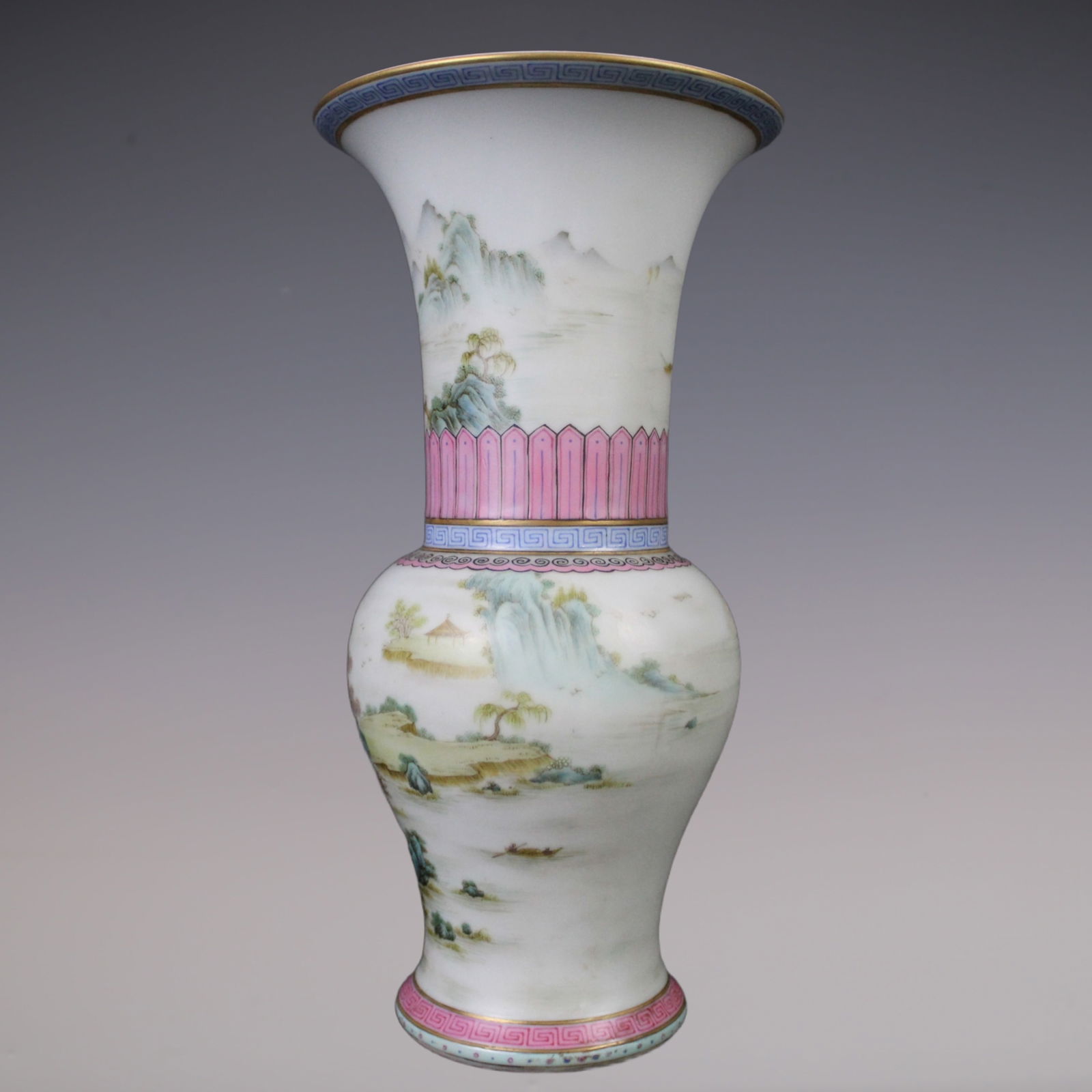 An Exquisite Famille-Rose Landscape Pattern Vase - 5
