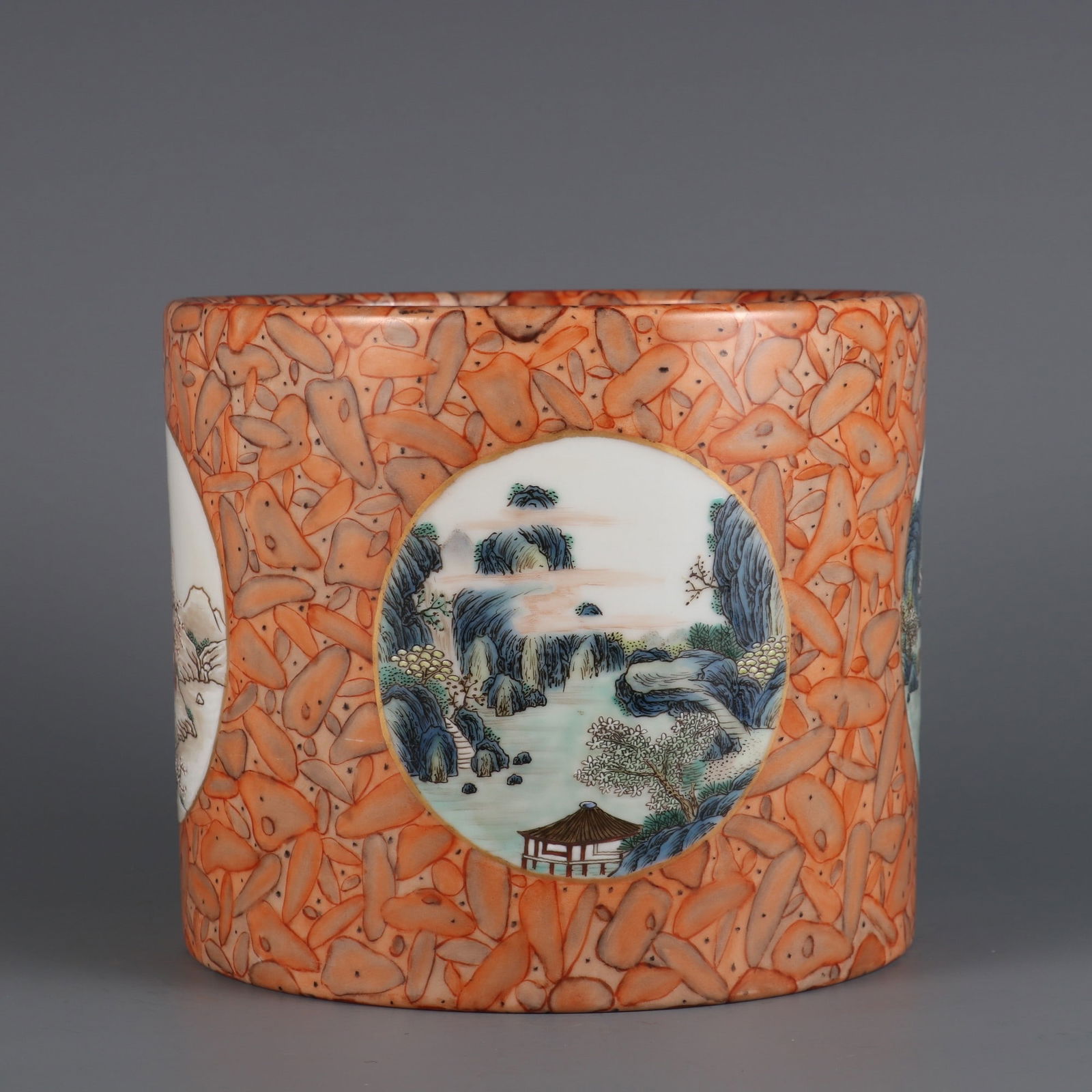 An Exquisite Famille-Rose Landscape Pattern Brush Pot - 3