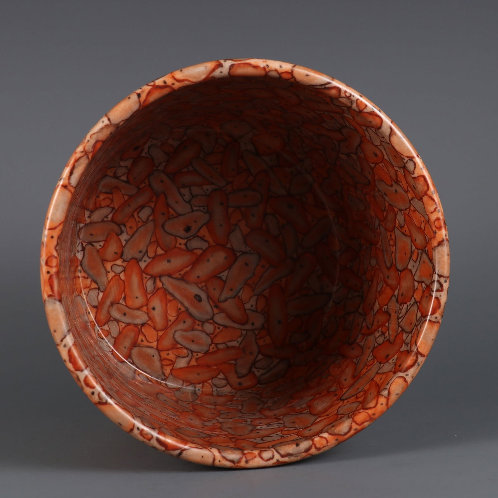 An Exquisite Famille-Rose Landscape Pattern Brush Pot - 8