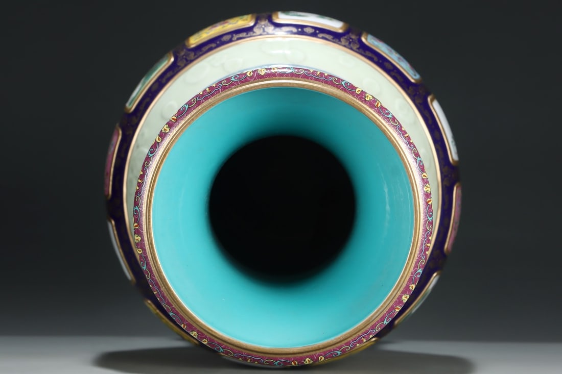 An Exquisite Enamel Lotus Pattern Animal Pattern Landscape Pattern Double-Ears Vase - 7