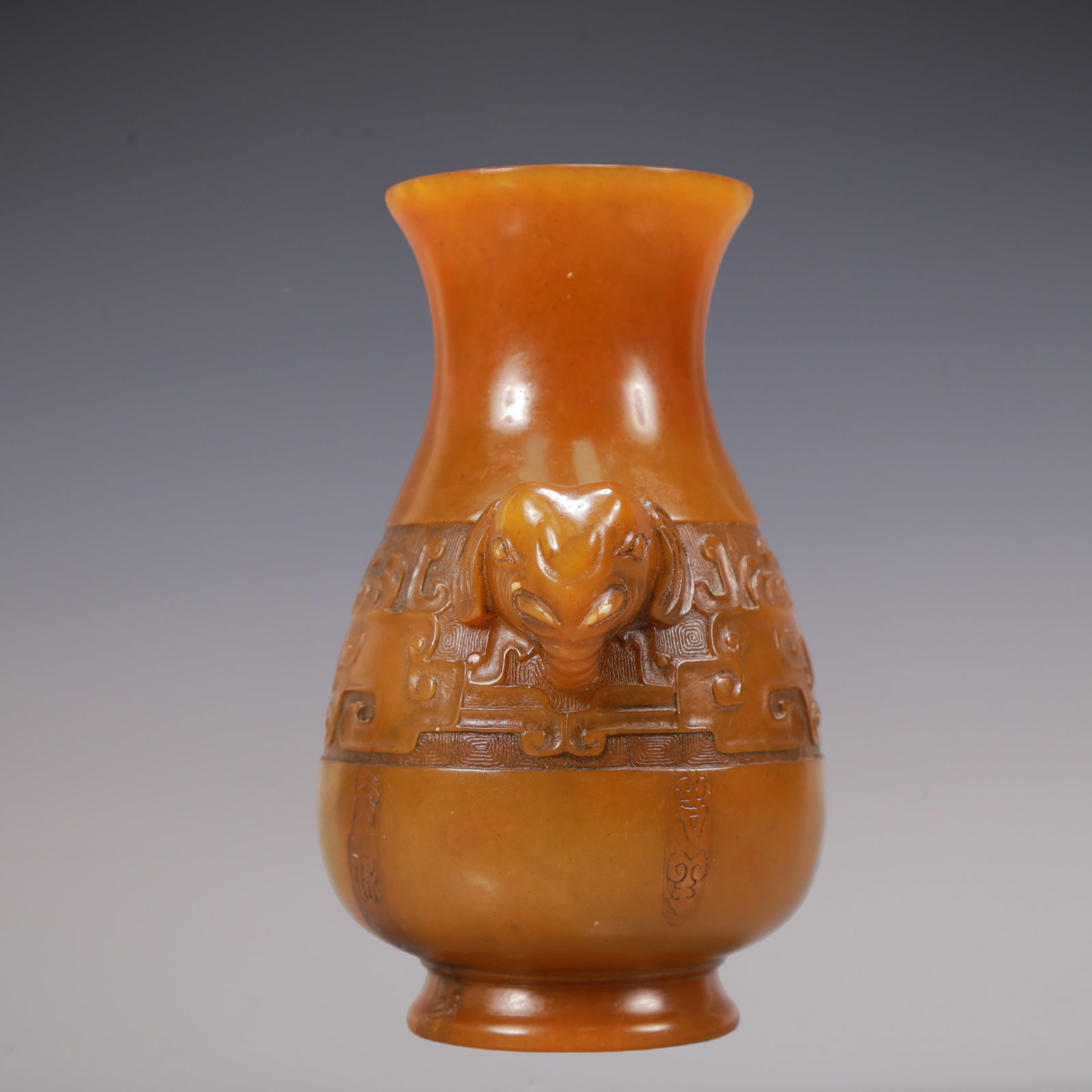 A Exquisite Shoushan Stone Beast-Face Pattern Elephant-Ears Vase - 6