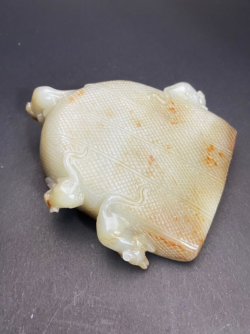 An Exquisite White Jade Rat Pattern Ornament - 6