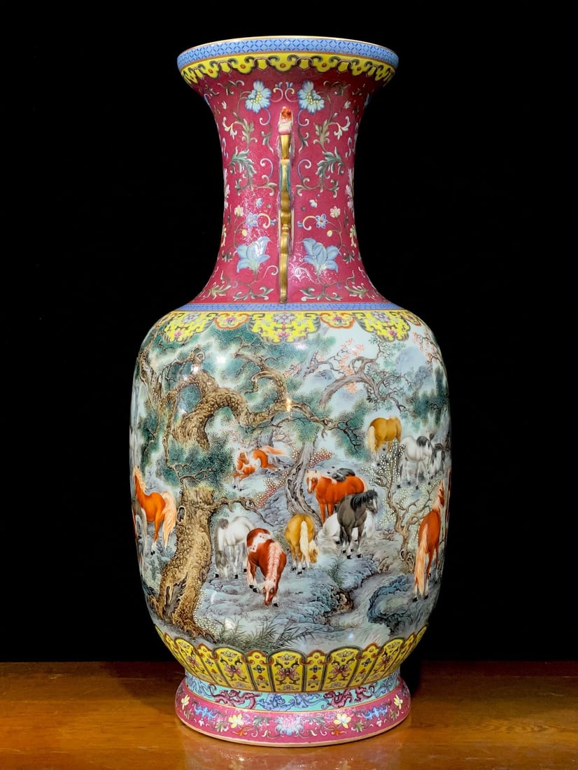 An Exquisite Ruby Red-Glazed Lotus Pattern Animal Pattern Double-Ears Vase - 3