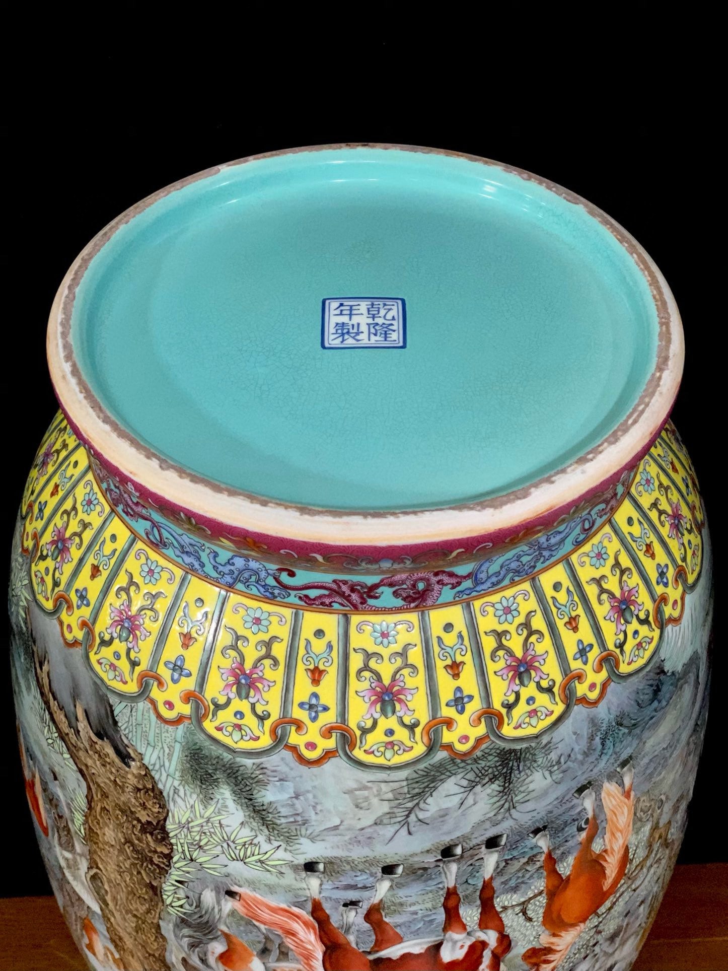 An Exquisite Ruby Red-Glazed Lotus Pattern Animal Pattern Double-Ears Vase - 8