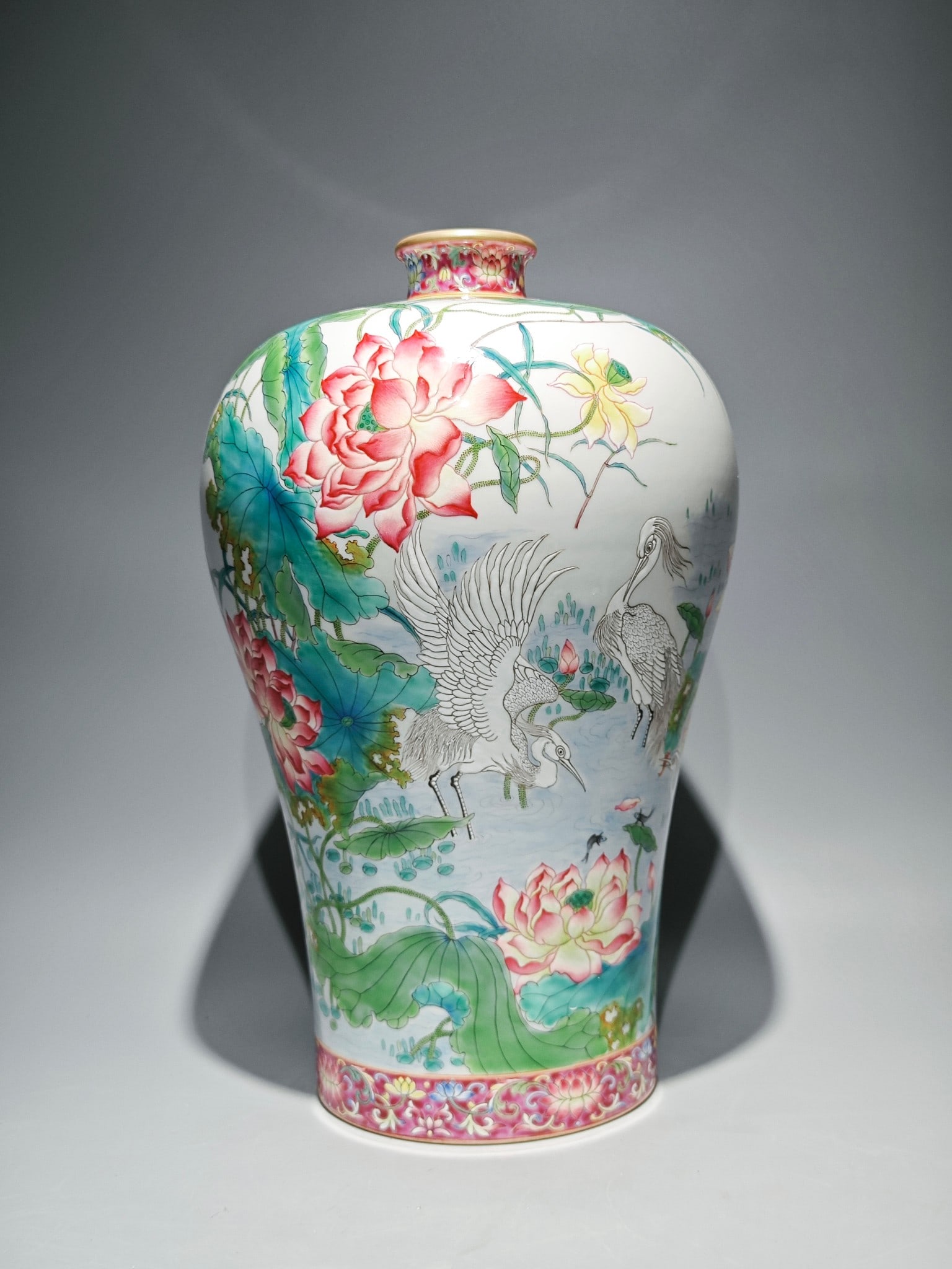 An Exquisite Enamel Lotus Pattern Flower and Bird Pattern with poem Vase: An Exquisite Enamel Lotus Pattern Flower and Bird Pattern with poem Vase Qing Dynasty, China Yongzheng Six-character Mark Size:37cmx23cm (The Dimensions Of All Batches Are Manually Measured.If You Nee
