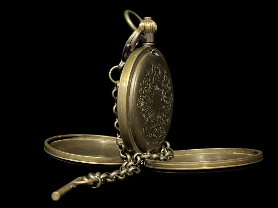 An Exquisite Bronze Figure Pattern Pocket watch - 6