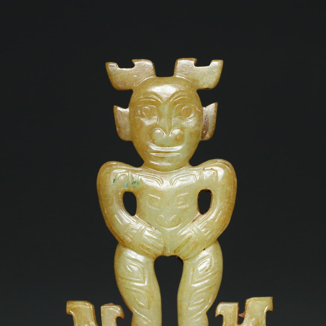 An Exquisite White Jade Figure Pendant - 4