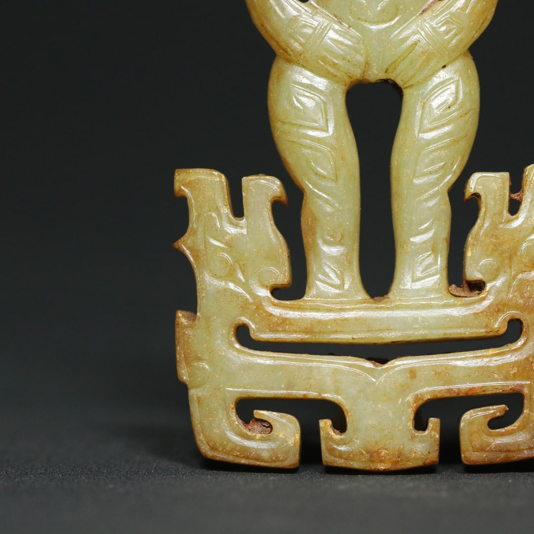 An Exquisite White Jade Figure Pendant - 6