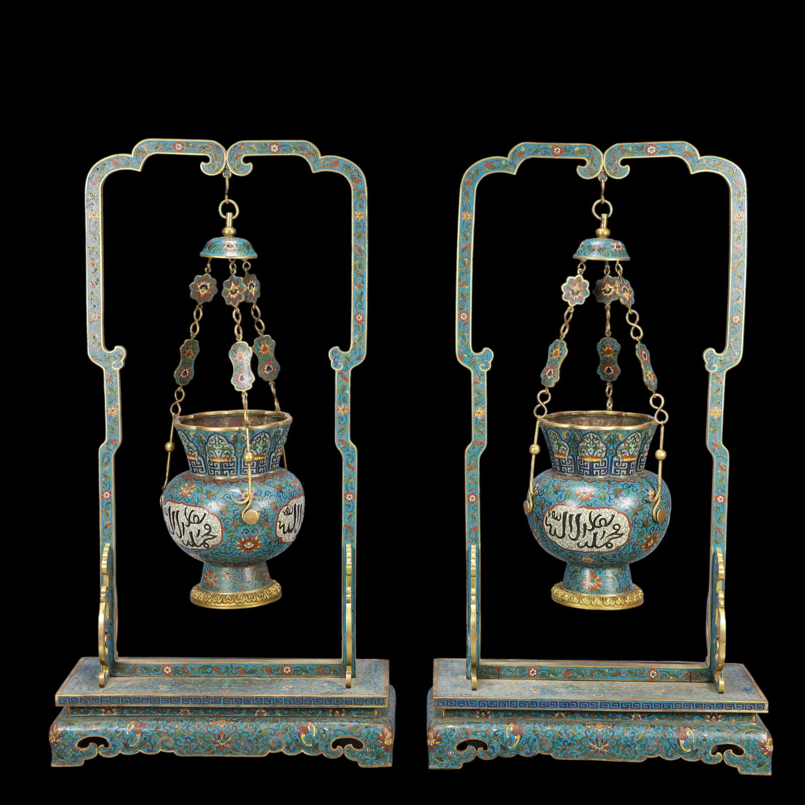 A Exquisite A pair of Cloisonne Lotus Pattern Vase: A Exquisite A pair of Cloisonne Lotus Pattern Vase Qing Dynasty, China Qianlong Four-character Mark Size::35cmx14.5cmx66cm Weight:15500g (The Dimensions Of All Batches Are Manually Measured.If You